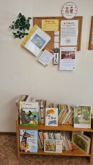 Knihobudka (autor MŠ Peškova)