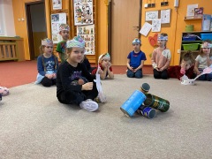 O-dvanácti-měsíčkách-12