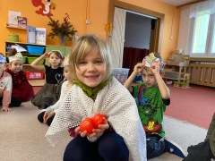 O-dvanácti-měsíčkách-13